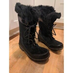 Excellent Condition Leather and man made black lace up winter Boots  size 7